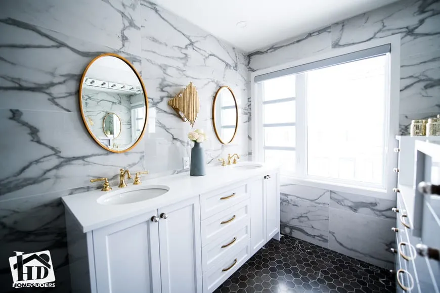 Ways to Make a Small Bathroom Look Bigger