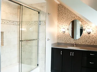 Lakeville Primary Bathroom Remodel with Mosaic Tile Wall – photo 4