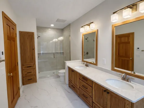 Lakeville Bathroom Remodel: Modern Comfort with Timeless Style