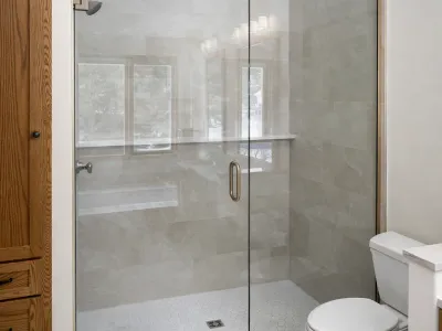 Lakeville Bathroom Remodel: Modern Comfort – photo 2