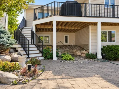 Eagan Deck Remodel with Helical Footing – photo 7
