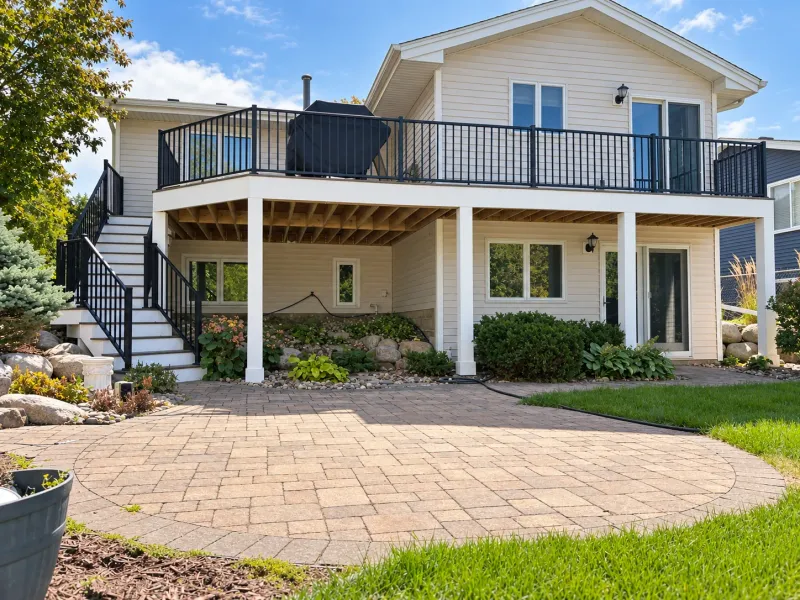 Eagan Deck Remodel with Helical Footing