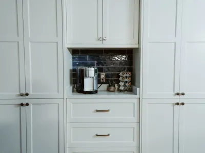 Lakeville Kitchen Remodel with Blue Tile Backsplash – photo 8