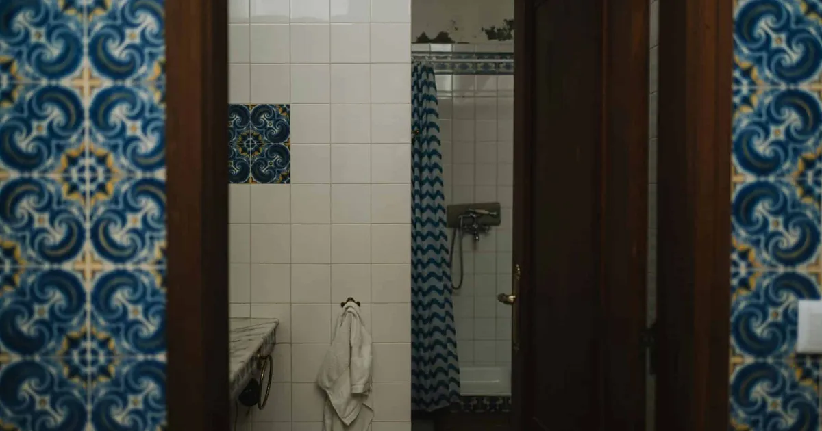 9 Tiled Shower Ideas and Inspirations