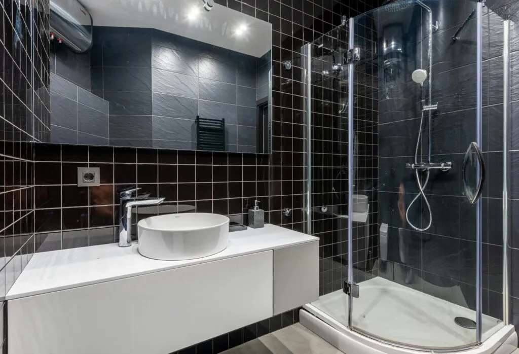 black marble bathroom