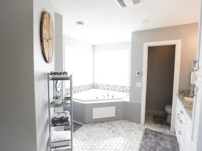 Prior Lake Primary Bathroom Remodel with Marble Hex Tile – photo 11