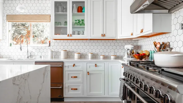 Restoring Rustic Kitchen Cabinets: A Blend of Nostalgia and Modernity