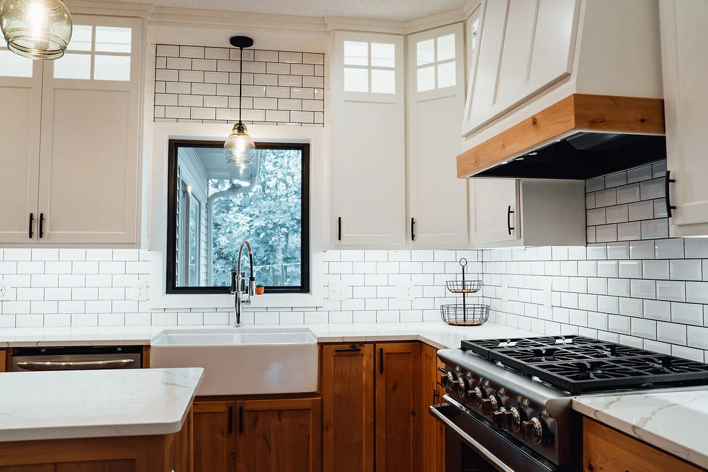 Lakeville Kitchen Remodel – Warm, Custom Storage & Layered Lighting