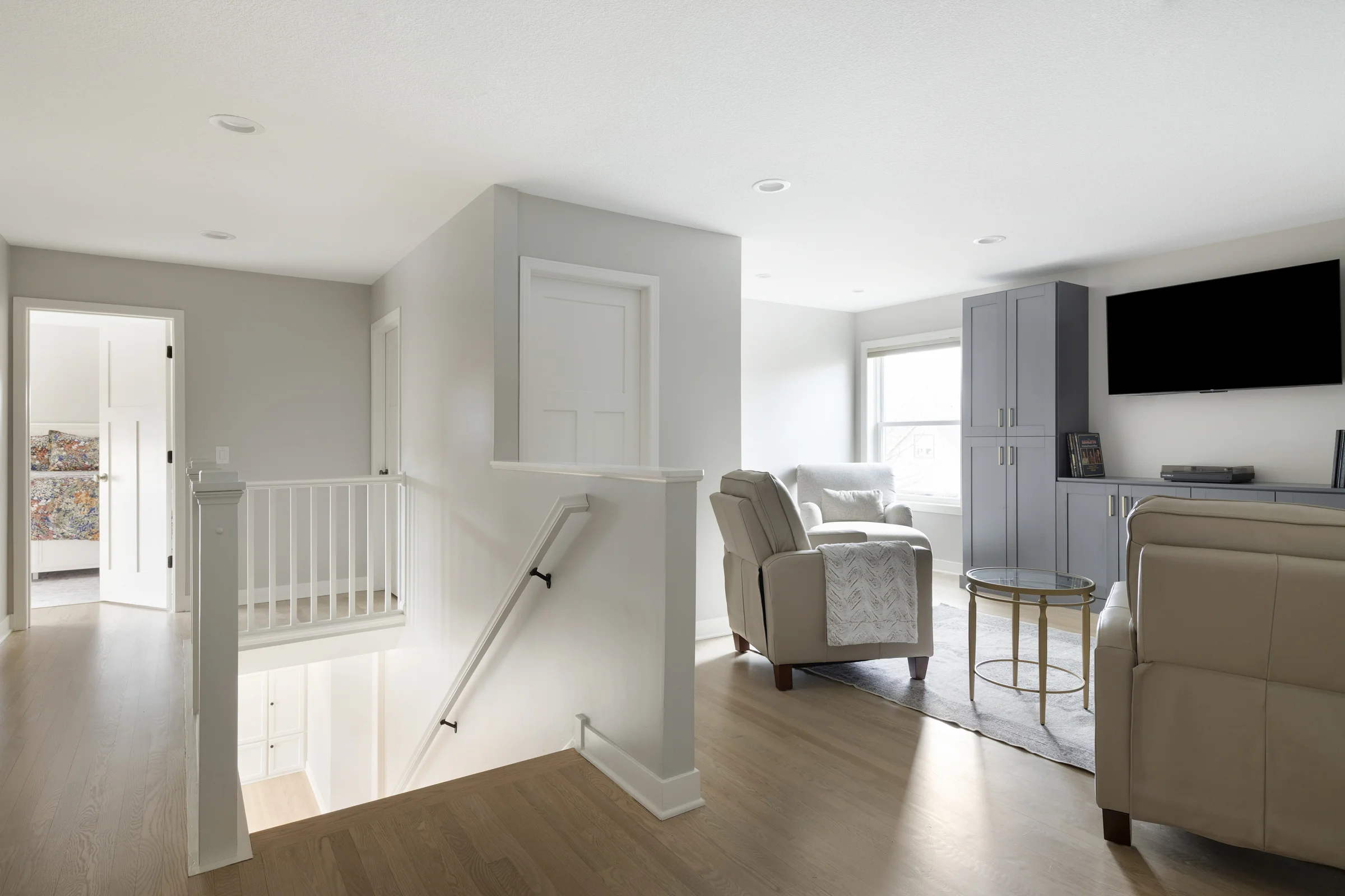 Elko New Market Second-Floor Refresh – Staircase, Home Office & Entertainment